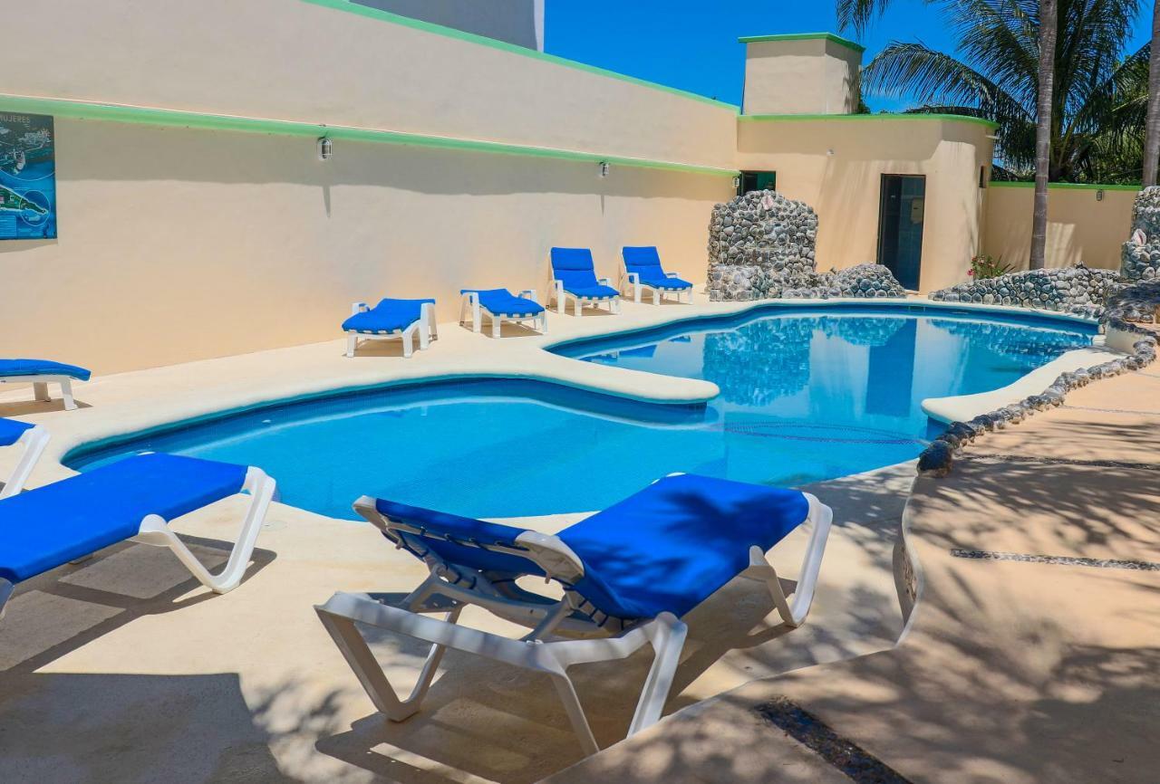 Coco - Hotel Isla Mujeres